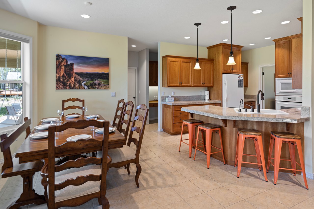 Dining Room/Kitchen