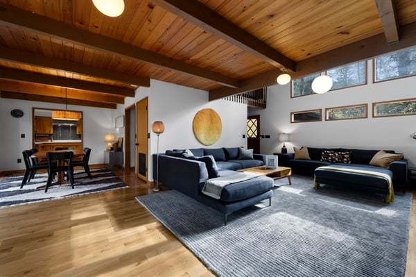 White Cap Retreat-- Living Room, 2 comfy couches